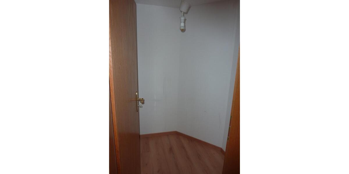 Dachgeschoßwohnung Gemünden am Main - 3 Zimmer, 70 m&sup2;, 445&euro; | Angebot:25351673