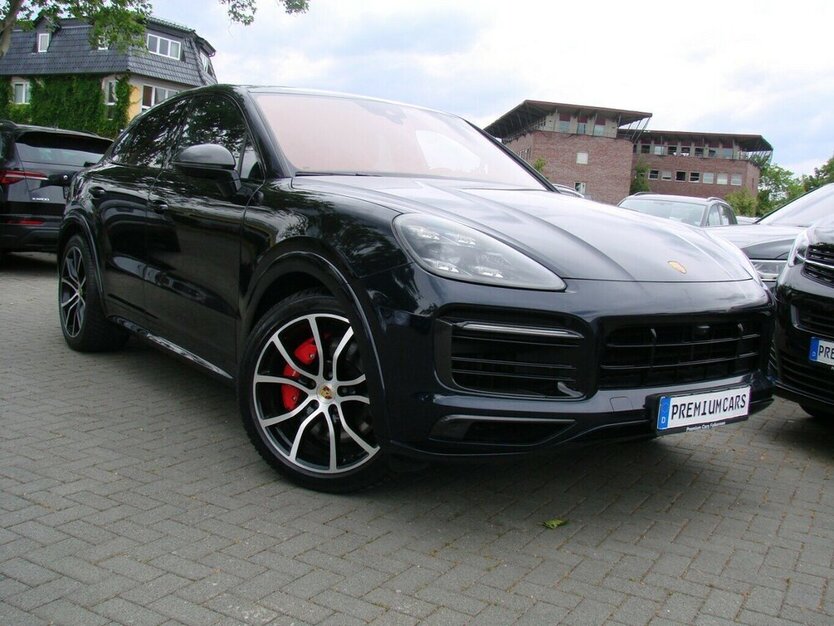 Cayenne GTS Coupé Carbon 360° HeadUp Burmester