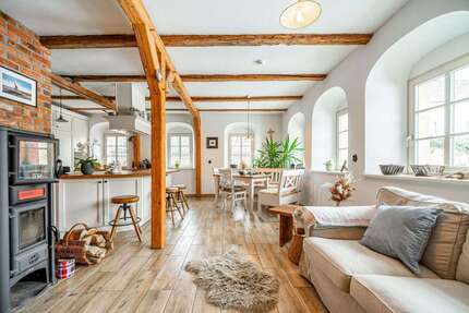 Haus Riesa Canitz - 12 Zimmer, 350 m&sup2;, 1.450.000&euro; | Angebot:25962676