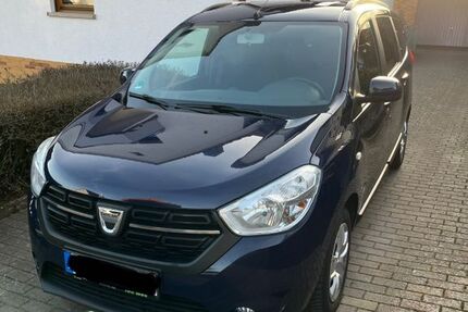 Dacia Lodgy 130.000 km 9.000 &euro; Waldbüttelbrunn 97297