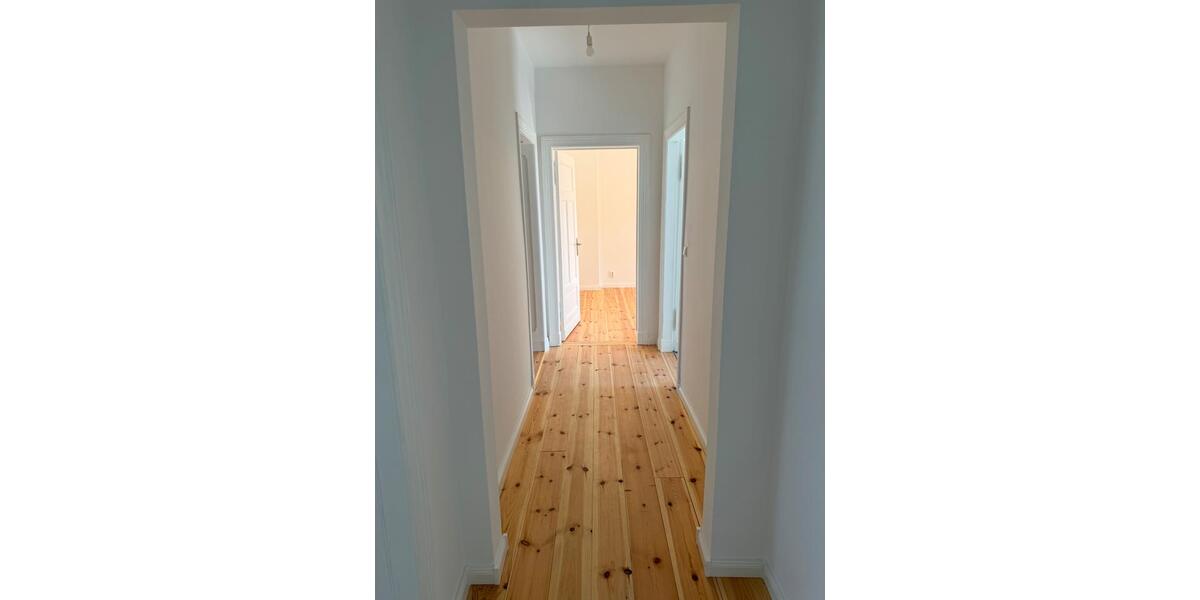 Etagenwohnung Oranienburg - 4 Zimmer, 98 m&sup2;, 1.099&euro; | Angebot:26023853