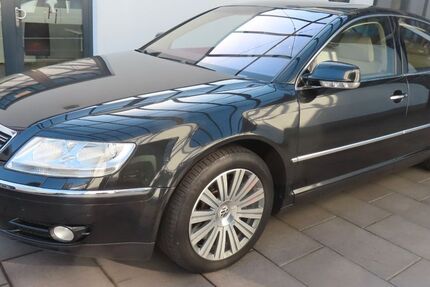 VW Phaeton 77.235 km 17.885 &euro; Kassel 34123