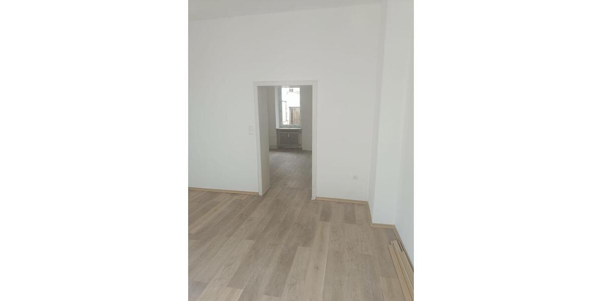 2 Zimmer Apartment im Erdgeschoss mit eigenen Hof 2 zimmer