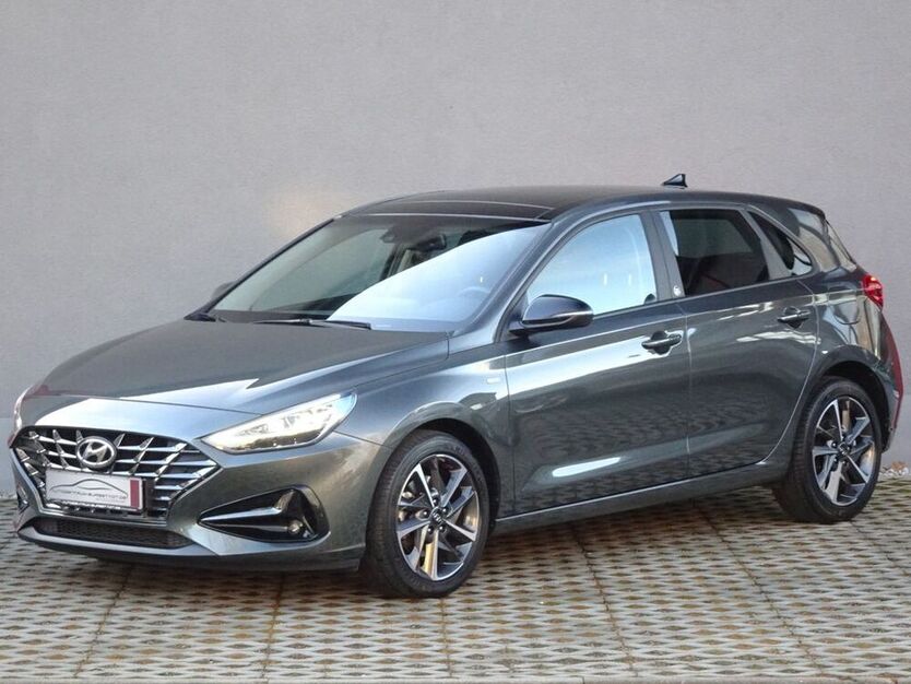 i30