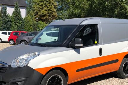 Opel Combo 135.000 km 5.290 € Bitterfeld-Wolfen 06766