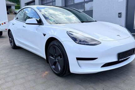Tesla Model 3 64.200 km 26.950 &euro; Tünsdorf 66693