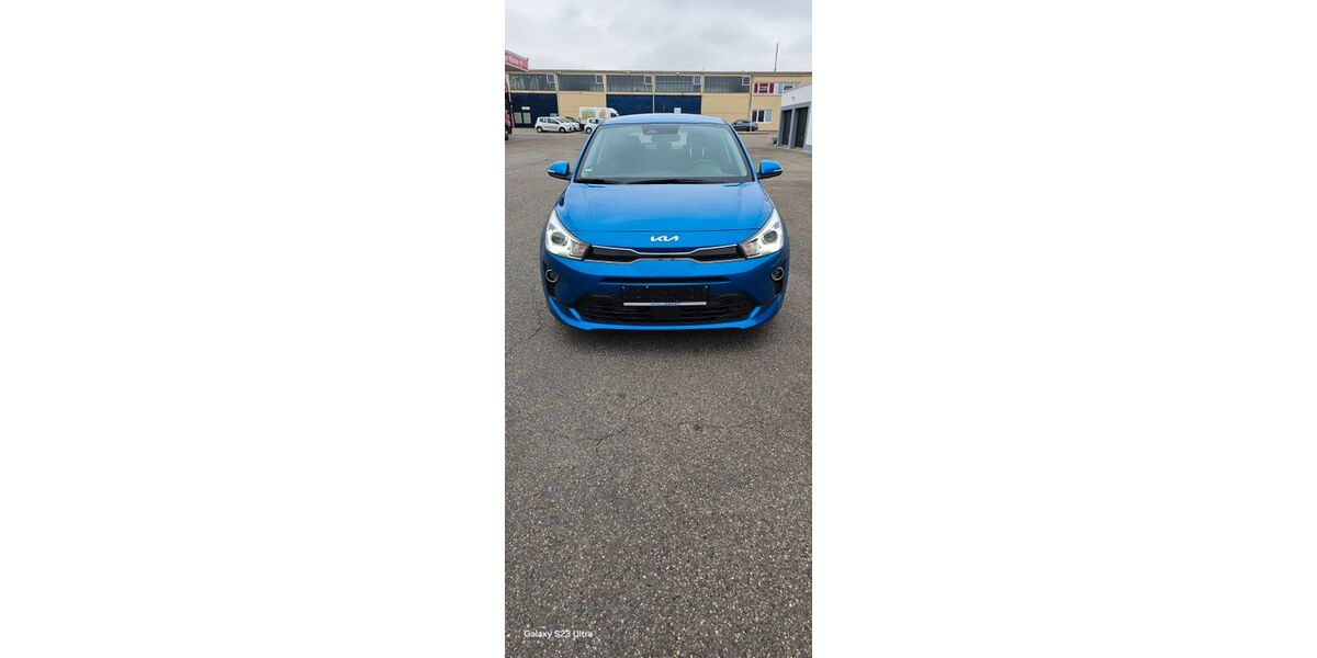 Kia Rio 8.800 km 15.590 &euro; Kehl 77694
