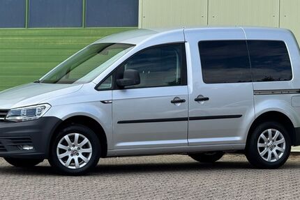 VW Caddy 146.780 km 13.895 € Brüsewitz 19071