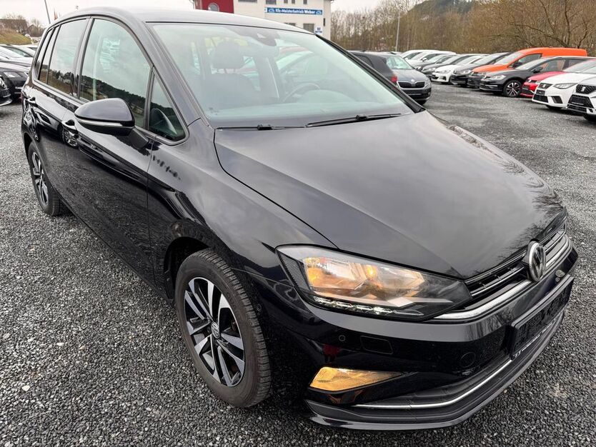 VW Golf Sportsvan 129.070 km 15.294 € Boxberg 97944