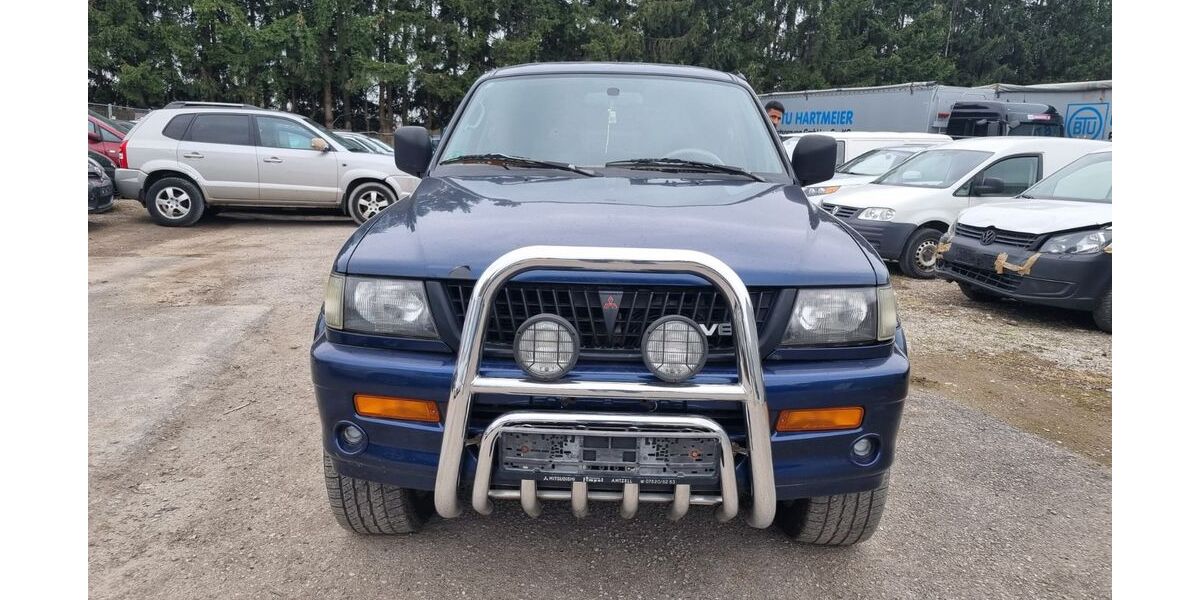 Mitsubishi Pajero 160.052 km 6.300 &euro; München 80939
