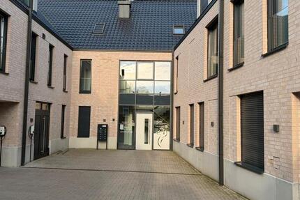 Haus Barnstorf - 4 Zimmer, 104 m&sup2;, 1.075&euro; | Angebot:26035585