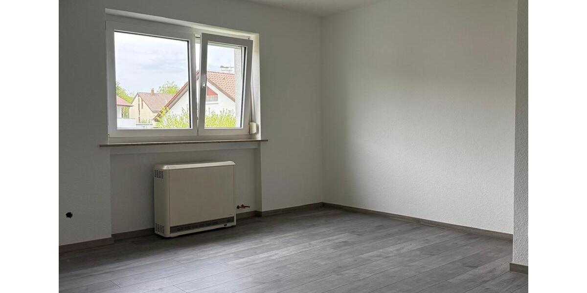 Dachgeschoßwohnung Calw - 3 Zimmer, 67 m&sup2;, 950&euro; | Angebot:26373749