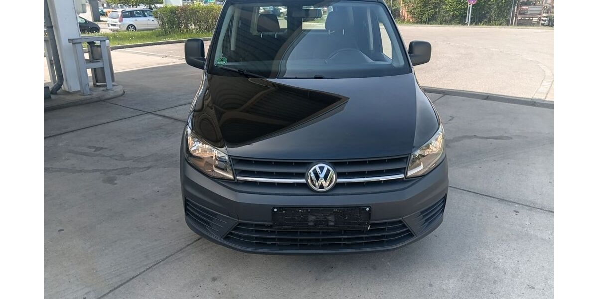 VW Caddy 179.000 km 8.490 &euro; Augsburg 86167