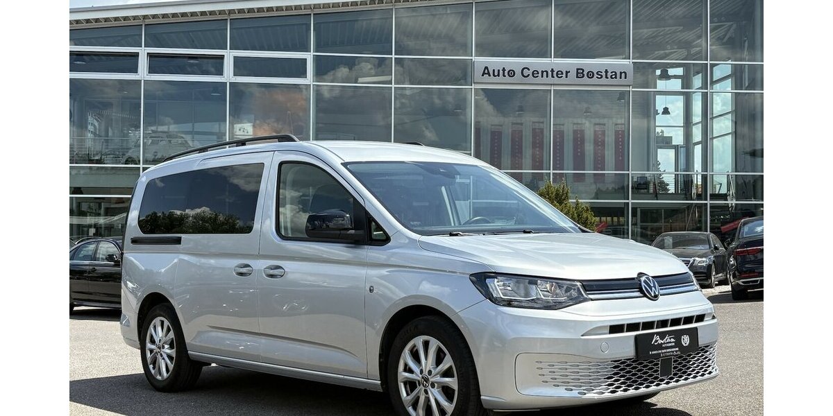 VW Caddy Maxi Life NAVI/CARPLAY/DSG/AHK/7.SITZER 38.004 km 26.900 &euro; Villingen-Schwenningen 78054