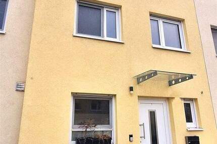 Modernes Niedrigenergie-Reihenmittelhaus in Mannheim Waldhof 3 zimmer