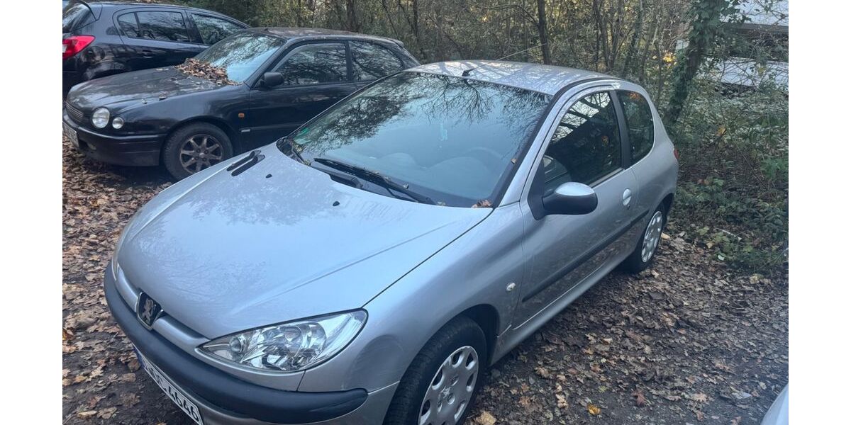 Peugeot 206 153.800 km 1.299 &euro; Düsseldorf 40472