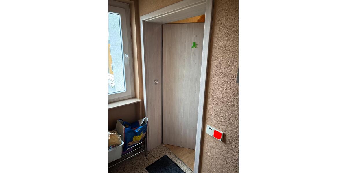 Etagenwohnung Birkenfeld - 3 Zimmer, 80 m&sup2;, 120.000&euro; | Angebot:26144721