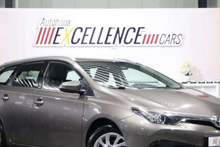 Toyota Auris 148.000 km 13.777 € Hamm 59077