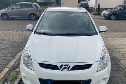Hyundai i20 155.000 km 3.500 € Bad Schönborn 76669