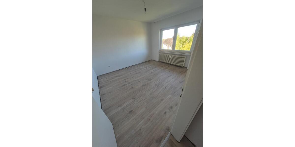 Etagenwohnung Extertal - 3.5 Zimmer, 100 m&sup2;, 950&euro; | Angebot:26286764