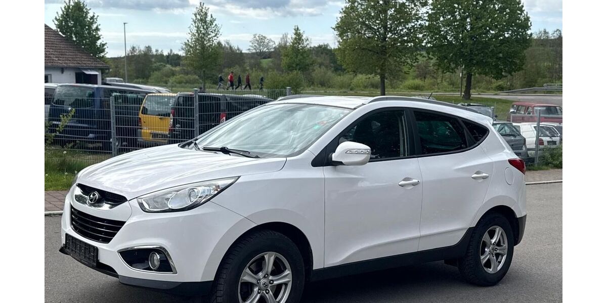 Hyundai ix35 265.000 km 2.799 &euro; Dunningen 78655