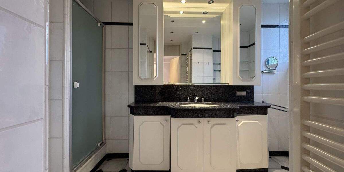 Mehrfamilienhaus, Wohnhaus Düsseldorf Kaiserswerth - 1 Zimmer, 453 m&sup2;, 2.600.000&euro; | Angebot:25339848