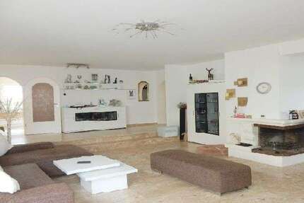 Haus Obertshausen - 4 Zimmer, 160 m&sup2;, 1.790&euro; | Angebot:27288363