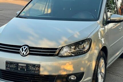 VW Touran 253.000 km 6.700 &euro; Königsbrunn 86343