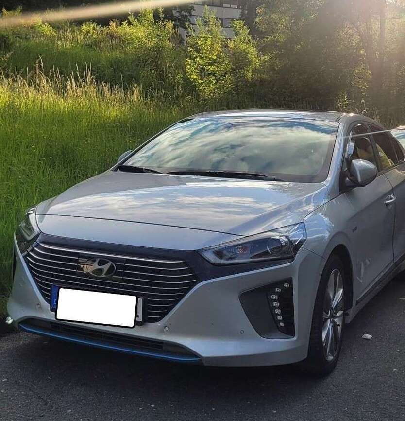 Hyundai IONIQ 48.500 km 20.999 € Siegen 57074