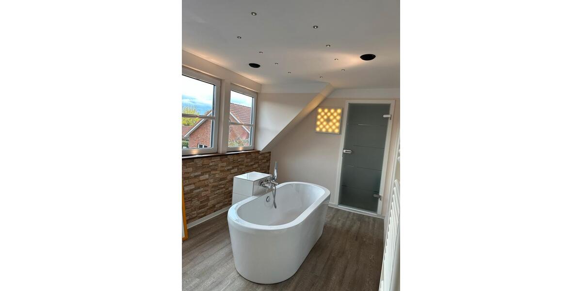 Doppelhaushälfte Heikendorf - 3 Zimmer, 120 m&sup2;, 1.550&euro; | Angebot:26273685