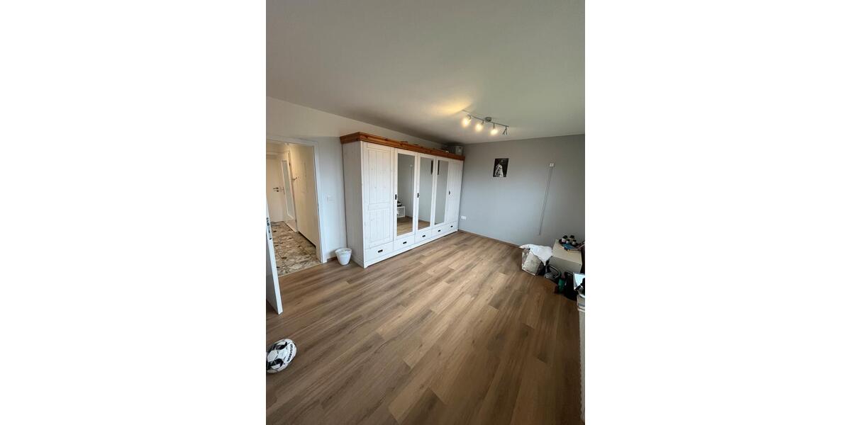 Etagenwohnung Schauenburg - 4 Zimmer, 100 m&sup2;, 1.000&euro; | Angebot:25172640