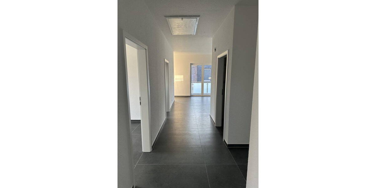 Etagenwohnung Barßel - 5 Zimmer, 92 m&sup2;, 900&euro; | Angebot:25984373