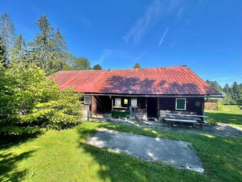 Haus zum Kaufen in Stiefenhofen 1.150.000 € 115 m²