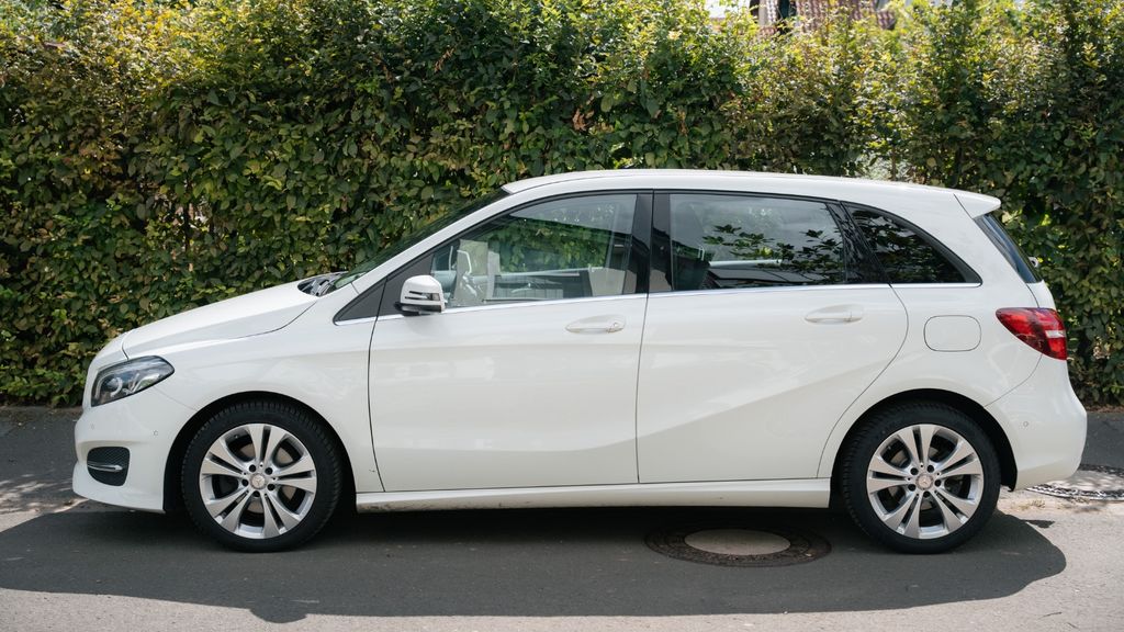 Mercedes-Benz B 200 111.000 km 13.600 &euro; Obrigheim 67283