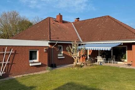 Von Privat: Einfamilienhaus mit Ausbaupotential in Wettmar 4 zimmer