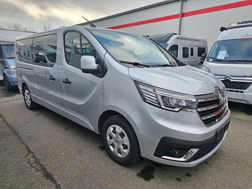 Renault Trafic 68.800 km 33.333 € Osterrönfeld 24783