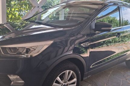 Ford Kuga 127.500 km 8.990 &euro; Bergisch Gladbach 51469