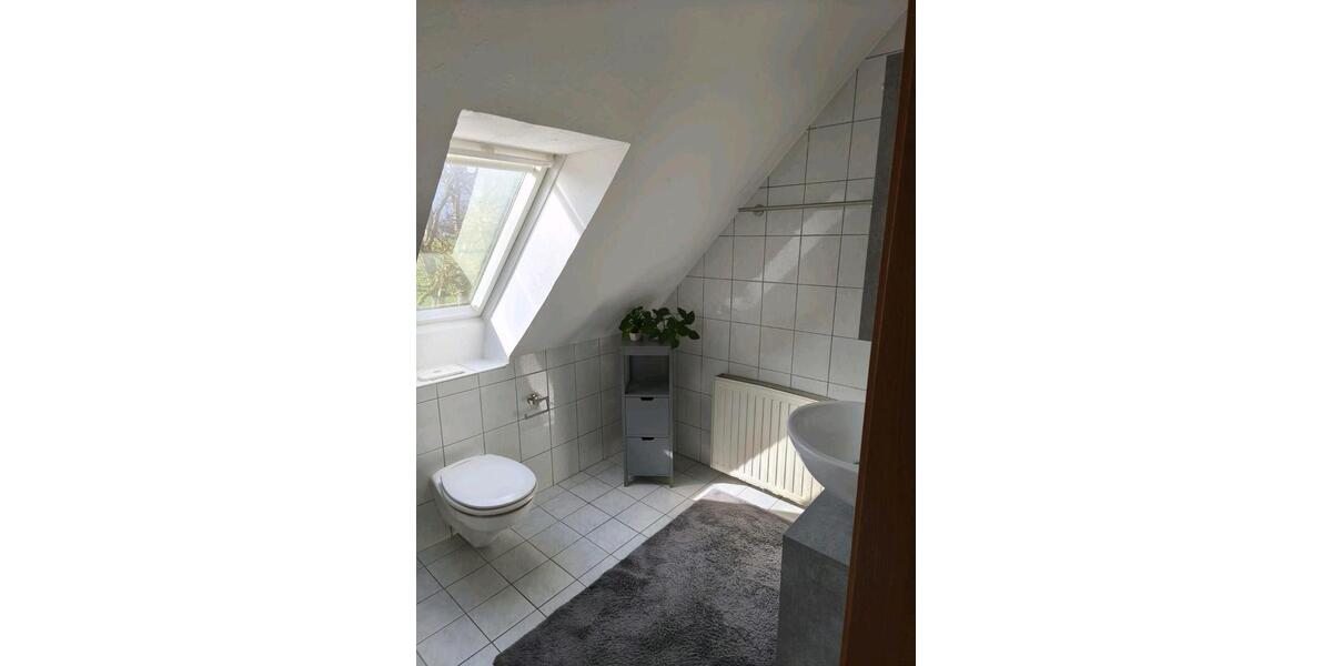 Dachgeschoßwohnung Löhne - 1 Zimmer, 70 m&sup2;, 650&euro; | Angebot:25979663