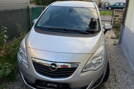 Opel Meriva 40.800 km 6.750 € Rüsselsheim 65428
