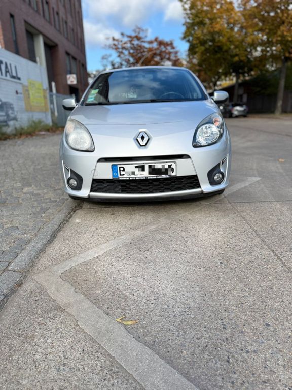Renault Twingo 122.160 km 1.950 € Berlin 13357