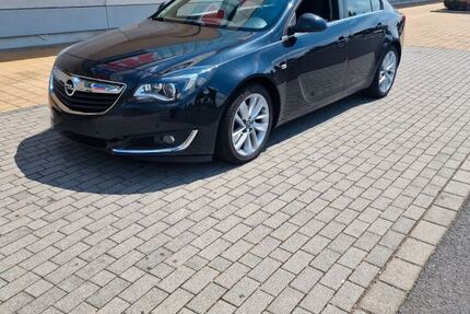 Opel Insignia 128.000 km 8.200 &euro; Erlensee 63526