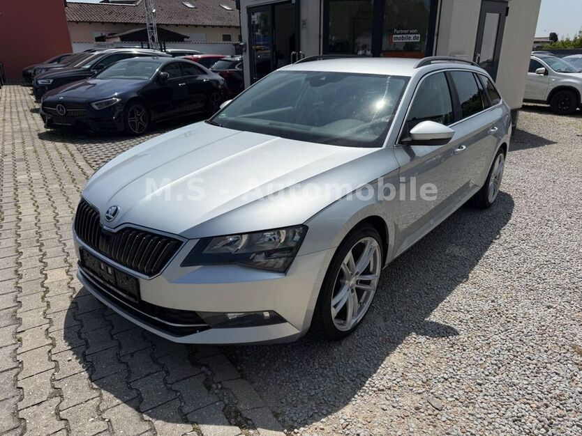 Skoda Superb 157.601 km 14.499 € Cham 93413