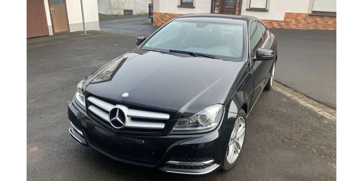 Mercedes-Benz C 200 49.685 km 19.990 &euro; Brachtendorf 56761