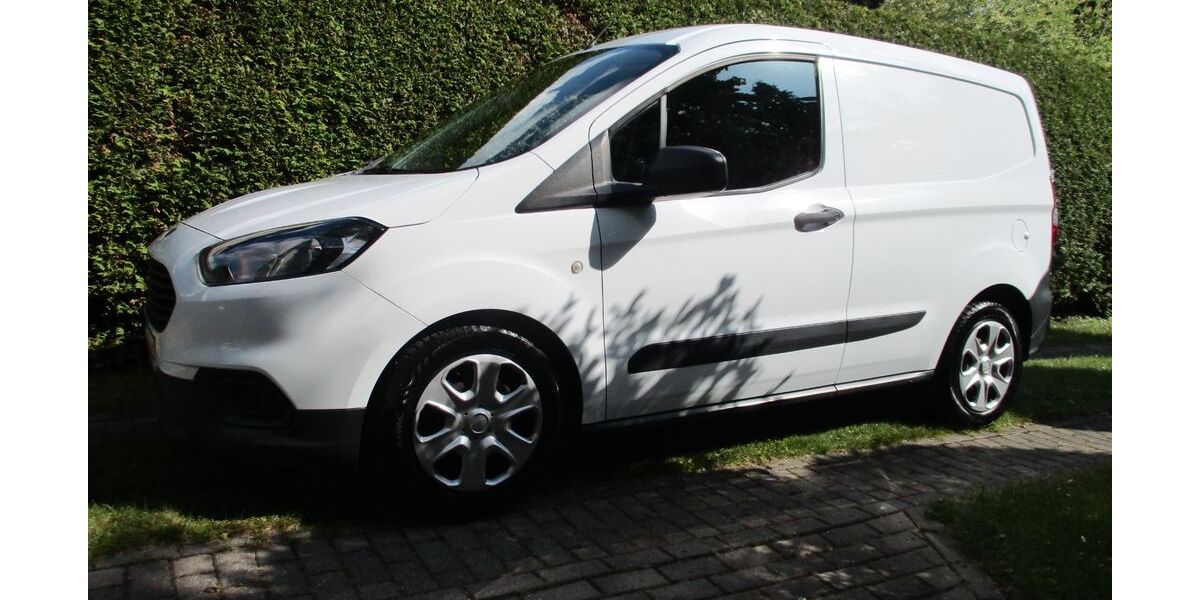 Ford Transit Courier 105.000 km 8.499 &euro; Berlin 13053