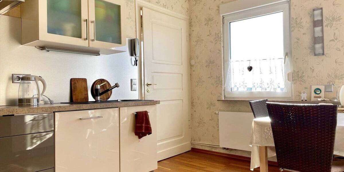 Mehrfamilienhaus, Wohnhaus Bergneustadt - 8 Zimmer, 176 m&sup2;, 260.000&euro; | Angebot:25691798