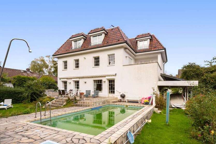 Haus zum Kaufen in Berlin 1.050.000 € 280 m²