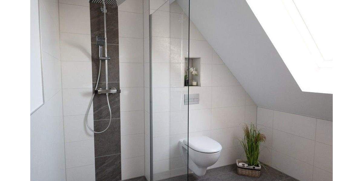 Doppelhaushälfte Rostock Lichtenhagen - 5 Zimmer, 127 m&sup2;, 499.500&euro; | Angebot:24610011