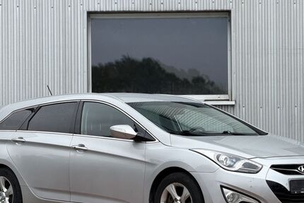 Hyundai i40 253.000 km 4.500 &euro; Flensburg 24941