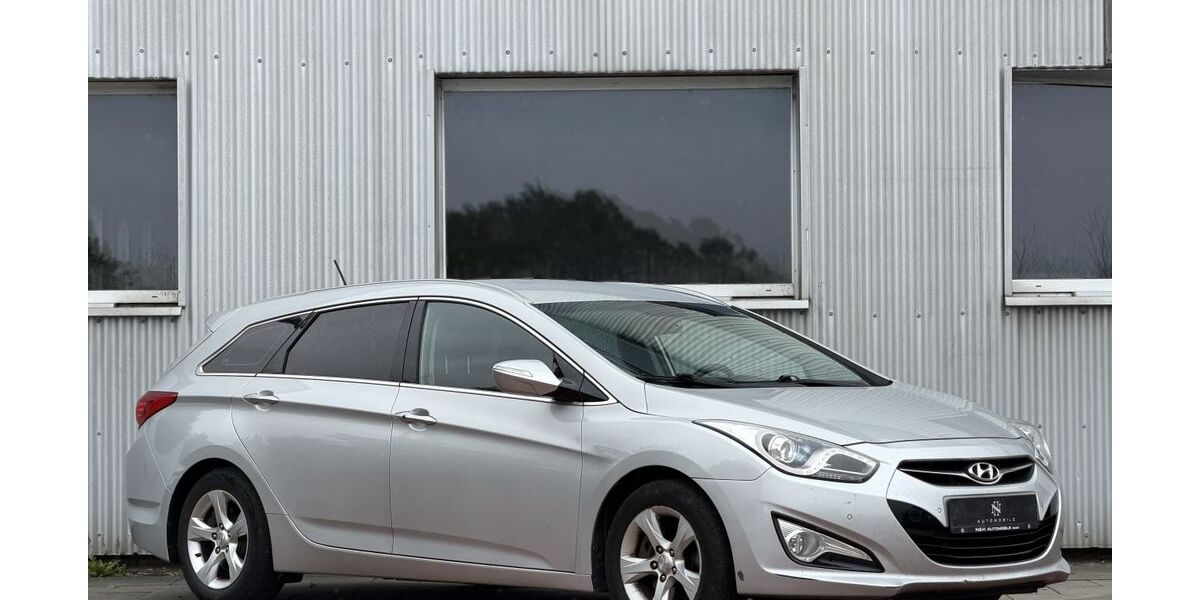 Hyundai i40 253.000 km 4.500 &euro; Flensburg 24941