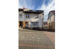 Großzügiges Einfamilienhaus mit Dachterrasse, Scheune und zusätzlichem Grundstück - Einfamilienhaus Weiler bei Monzingen | Angebot:26268955